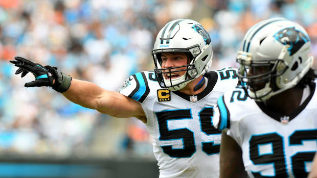 steelers-panthers-luke-kuechly-2.jpg